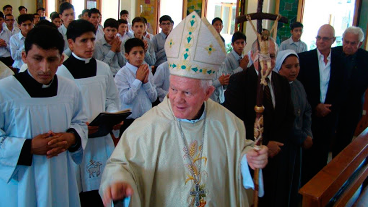 EXPLOSIVA DENUNCIA: ACUSAN A ALTO JERARCA DE LA IGLESIA EN PERÚ DE ABUSOS A MENOR Y MANIPULACIÓN SISTEMÁTICA